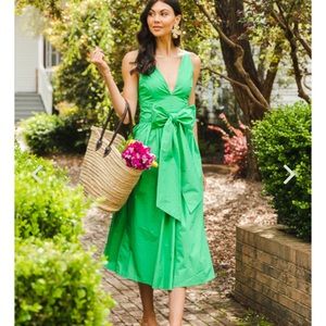 Green midi dress with adjustable bow tie